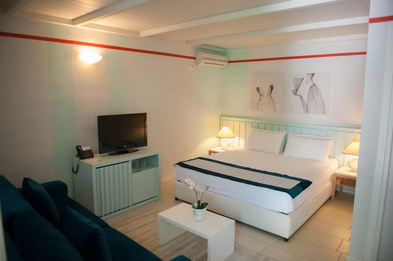 Hotel Soleil Jal 4*,  Albania