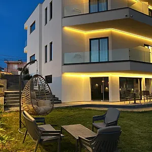 4* Otel Adele